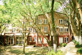 image of Sichuan Fine Arts Institute (Huangjue Ping Campus)